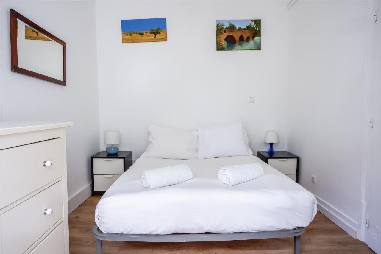 City Center Apt In Lively Bairro Alto! Lisboa Eksteriør billede
