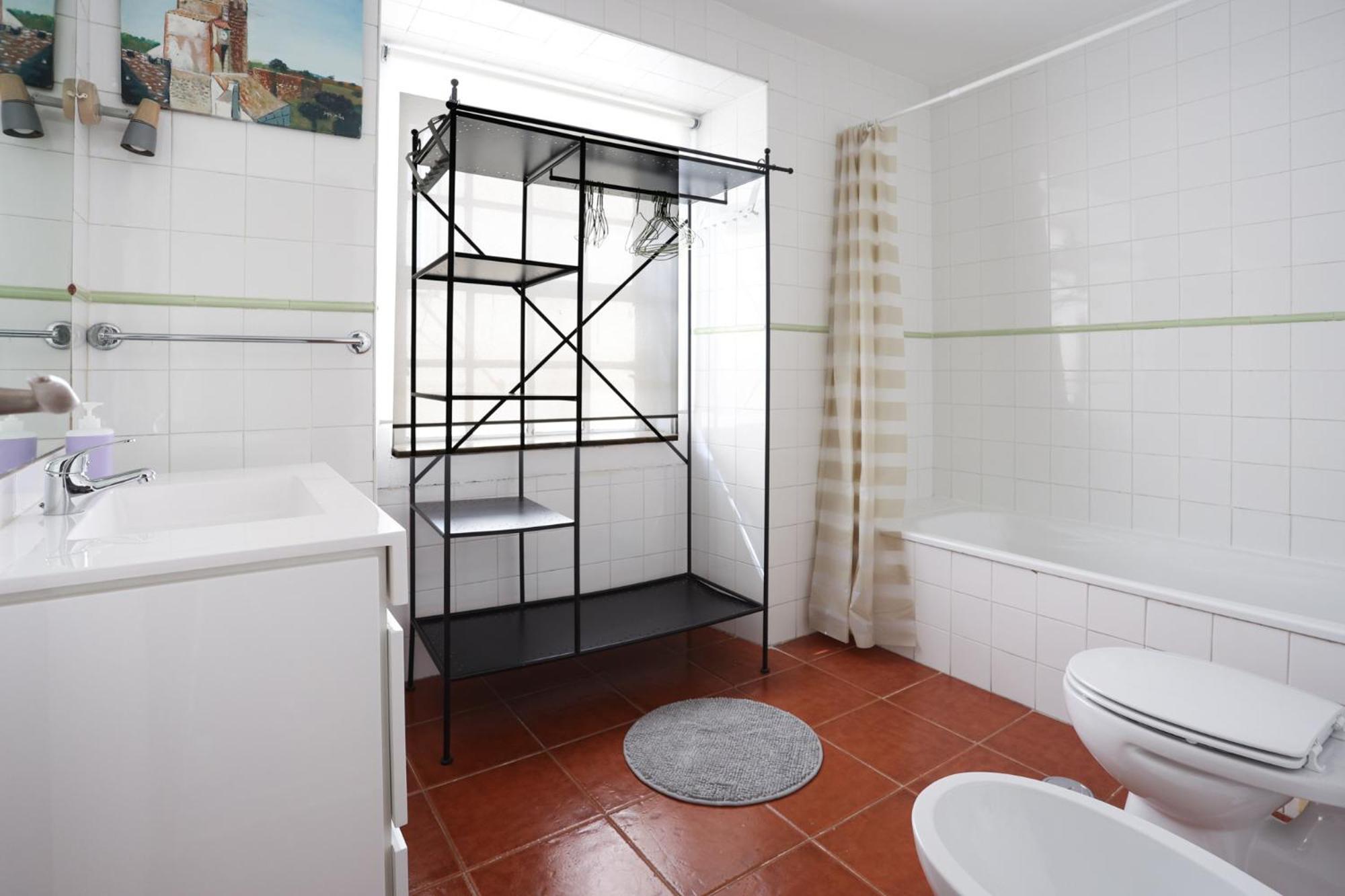 City Center Apt In Lively Bairro Alto! Lisboa Eksteriør billede